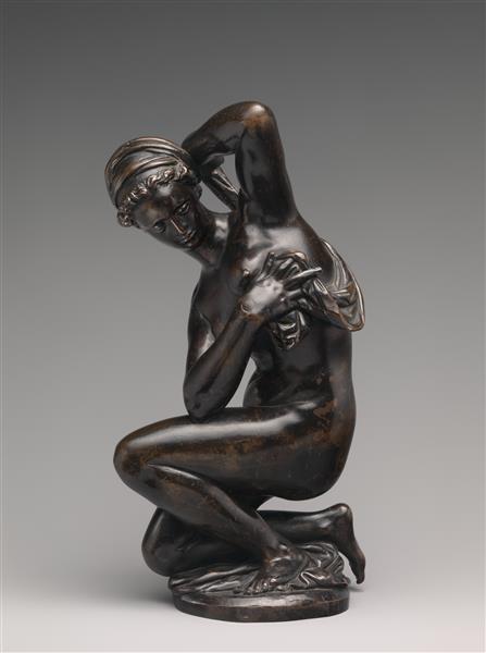 Crouching Venus - Giovanni Bologna
