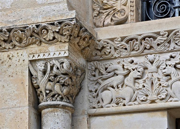 Капітель, Ангулемський собор, Шаранта, Франція, 1110 - 1128 - Романська архітектура