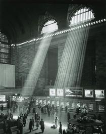 Grand Central Station. New York City - Брассай