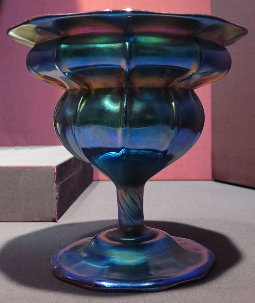 Compote, purple to blue iridescent glass, 1916 - Louis Comfort Tiffany